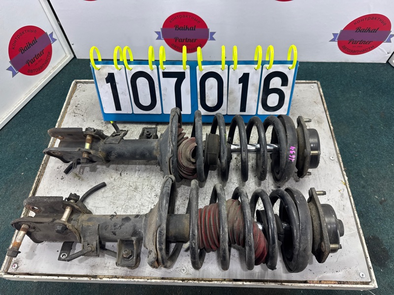 Стойка подвески NISSAN TERRANO TR50 ZD30-DDTI 2000 передняя (б/у)