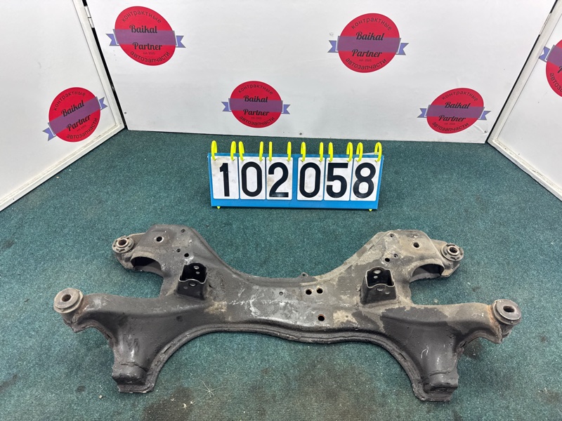 Балка поперечная TOYOTA VISTA ARDEO SV55G 3S-FE 1999 передняя (б/у)