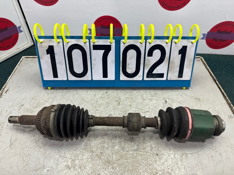 Привод MITSUBISHI DIAMANTE F46A 6G72 2002 передний правый (б/у)