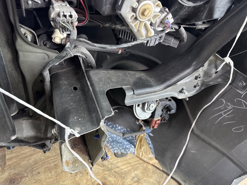 Ноускат SUBARU FORESTER SH5 EJ205 2008 (б/у) Ноускат SUBARU FORESTER SH5 EJ205 2008 (б/у)