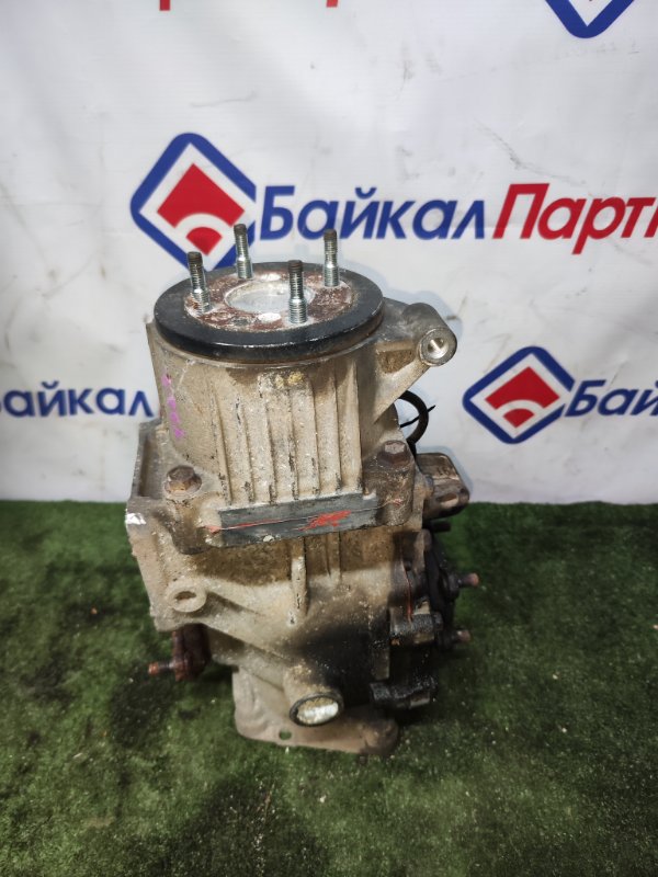 Редуктор TOYOTA VOXY AZR65G 1AZ-FSE 2006 задний (б/у)