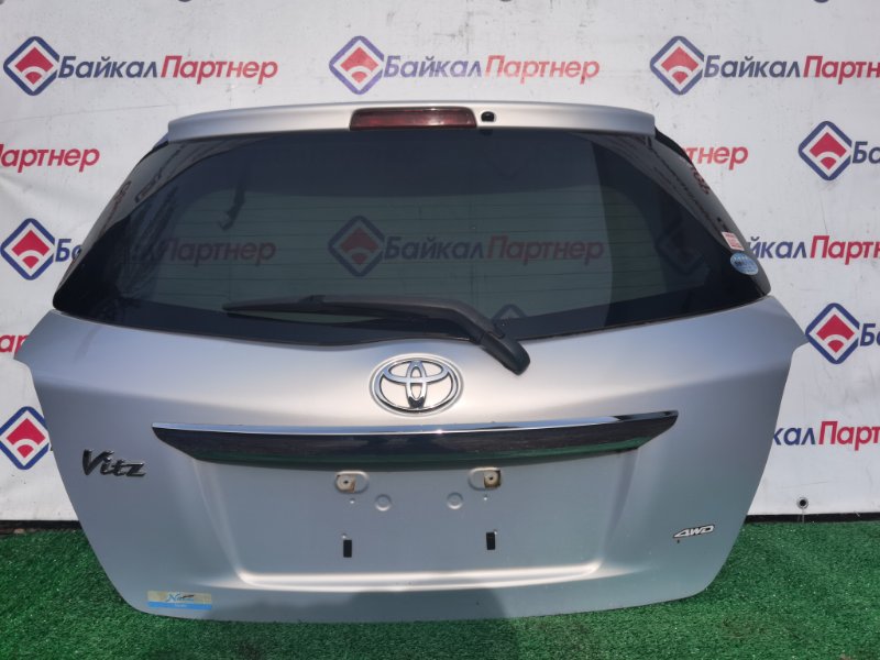 Дверь 5-я TOYOTA VITZ NSP135 1NR-FE 2012 задняя (б/у)