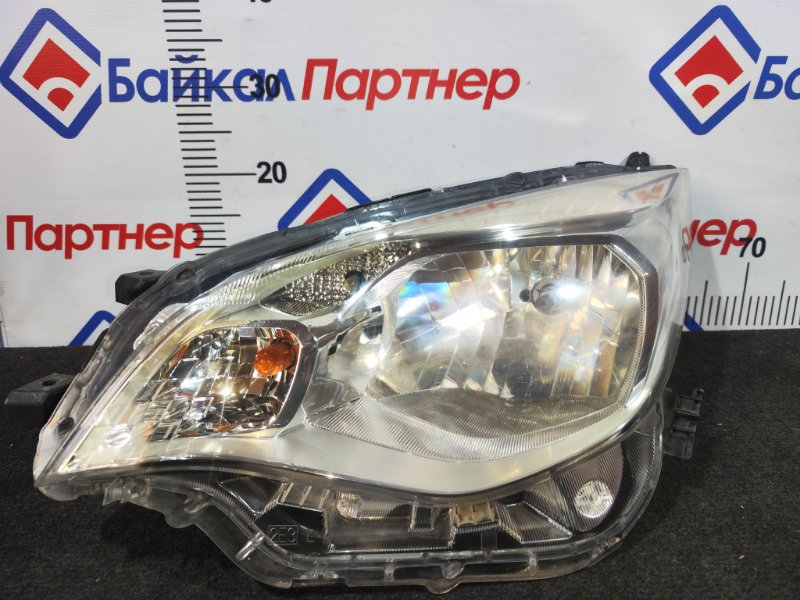 Фара SUBARU TREZIA NCP125 1NZ-FE 2012 передняя левая 52-219 (б/у)