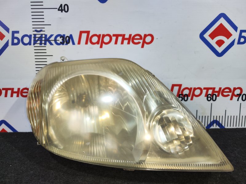 Фара TOYOTA COROLLA RUNX NZE121 1NZ-FE 2002 передняя правая 12-469 (б/у)