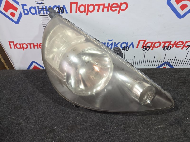Фара HONDA FIT GD1 L13A 2006 передняя правая (б/у)