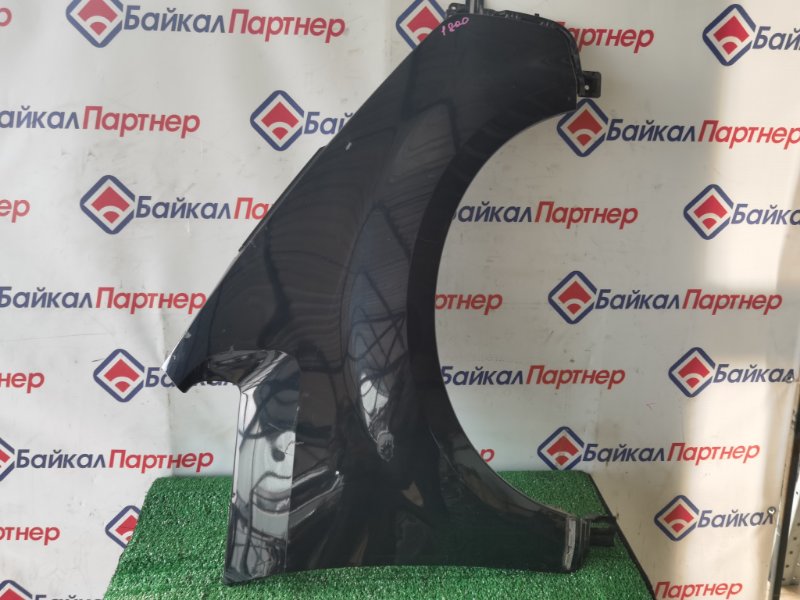 Крыло MITSUBISHI DELICA D:5 CV5W 4B12 2009 переднее правое (б/у)