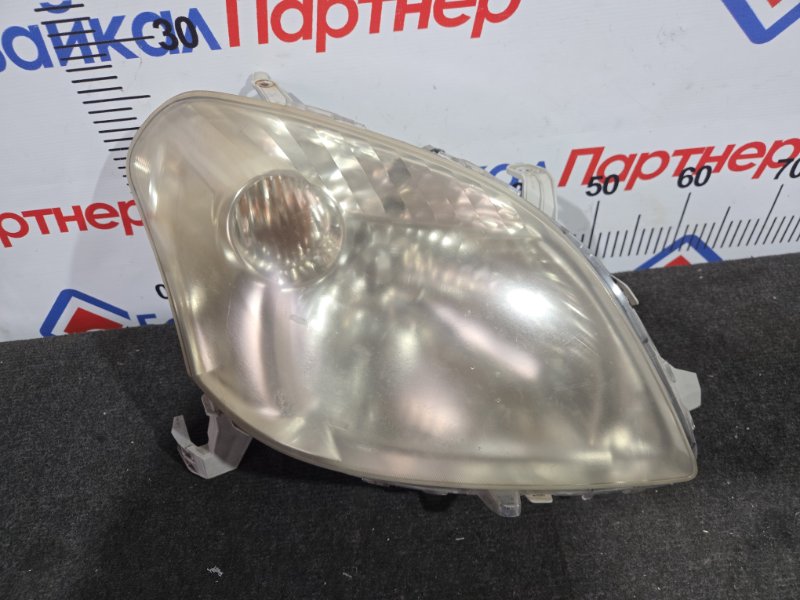 Фара TOYOTA RAUM NCZ25 1NZ-FE 2010 передняя правая 46-11 (б/у)
