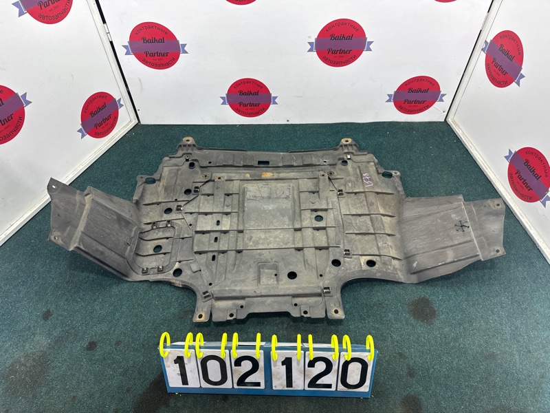 Защита двигателя HONDA FIT SHUTTLE GP2 LDA 2011 (б/у)