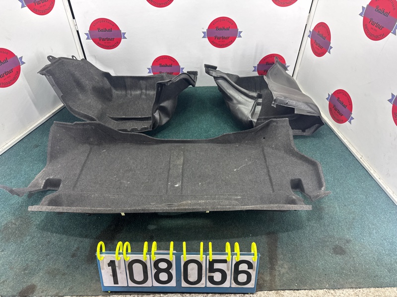 Обшивка багажника TOYOTA CHASER JZX105 1JZ-GE 2001 (б/у)