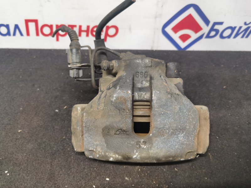 Суппорт AUDI A6 4B4 ASN 2003 передний левый (б/у) Суппорт AUDI A6 4B4 ASN 2003 передний левый (б/у)