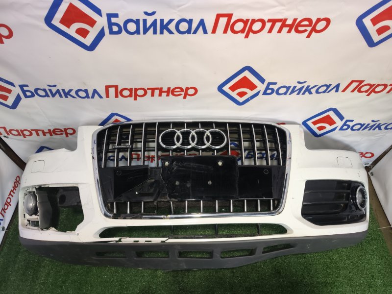 Бампер AUDI Q5 8RB CNCD 2013 передний (б/у) Бампер AUDI Q5 8RB CNCD 2013 передний (б/у)
