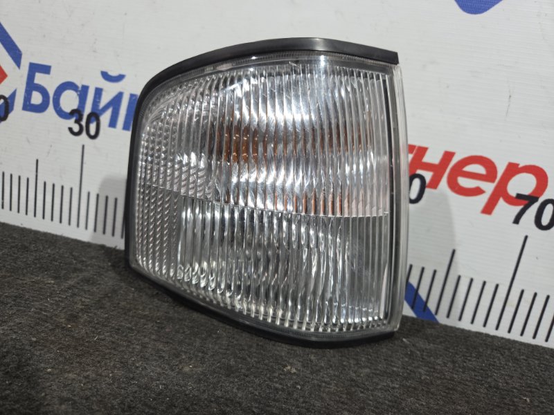 Габарит NISSAN VANETTE SKF2MN DIE20 2007 передний правый 03-71 (б/у) Габарит NISSAN VANETTE SKF2MN DIE20 2007 передний правый 03-71 (б/у)