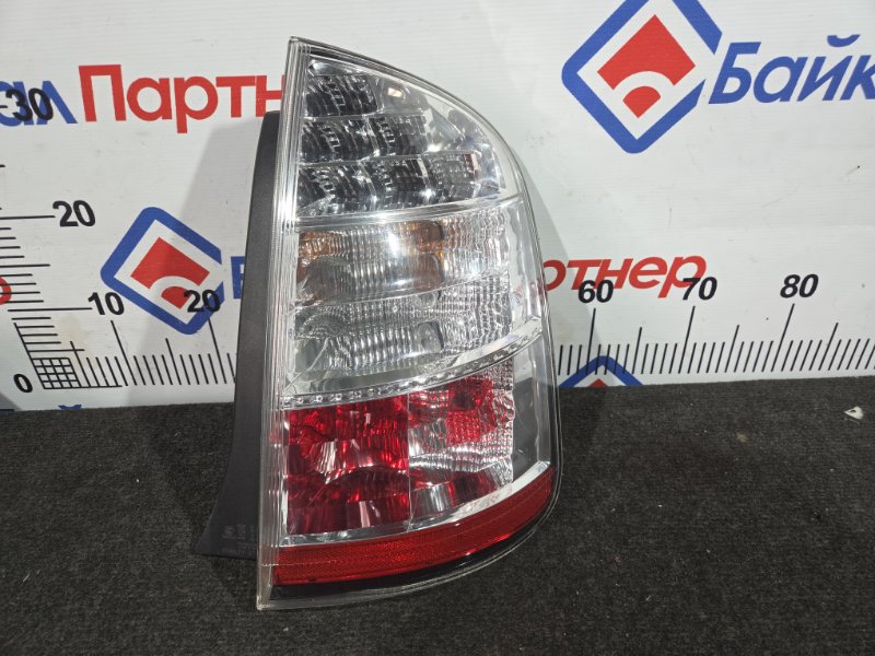 Стоп TOYOTA PRIUS NHW20 1NZ-FXE 2007 задний правый 47-14 (б/у) Стоп TOYOTA PRIUS NHW20 1NZ-FXE 2007 задний правый 47-14 (б/у)
