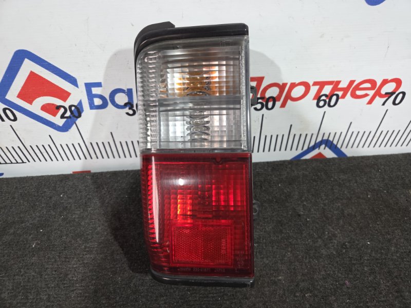 Стоп NISSAN VANETTE SKF2MN DIE20 2007 задний левый 220-61471 (б/у) Стоп NISSAN VANETTE SKF2MN DIE20 2007 задний левый 220-61471 (б/у)