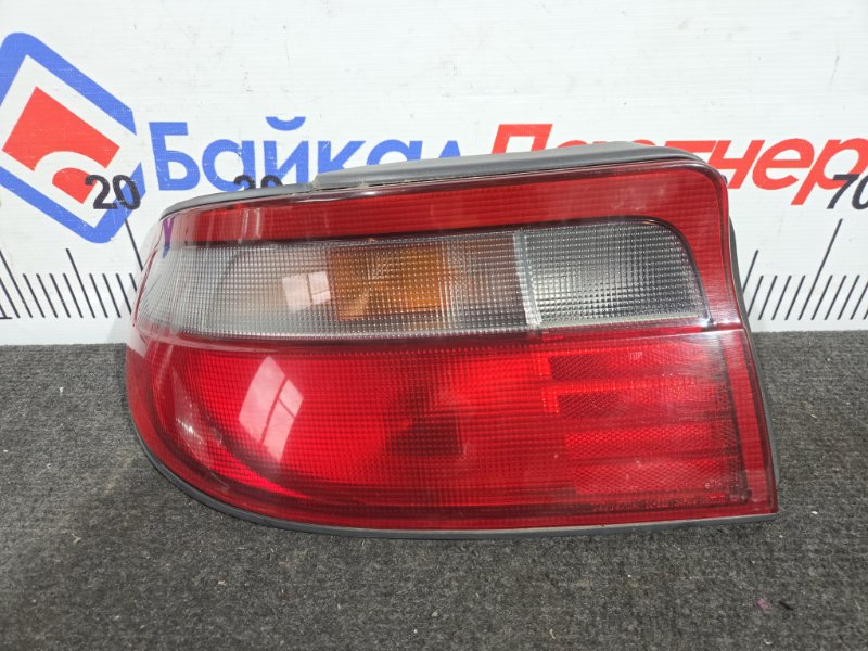 Стоп TOYOTA CARINA ST195 3S-FE 1995 задний левый 53-07901 (б/у) Стоп TOYOTA CARINA ST195 3S-FE 1995 задний левый 53-07901 (б/у)