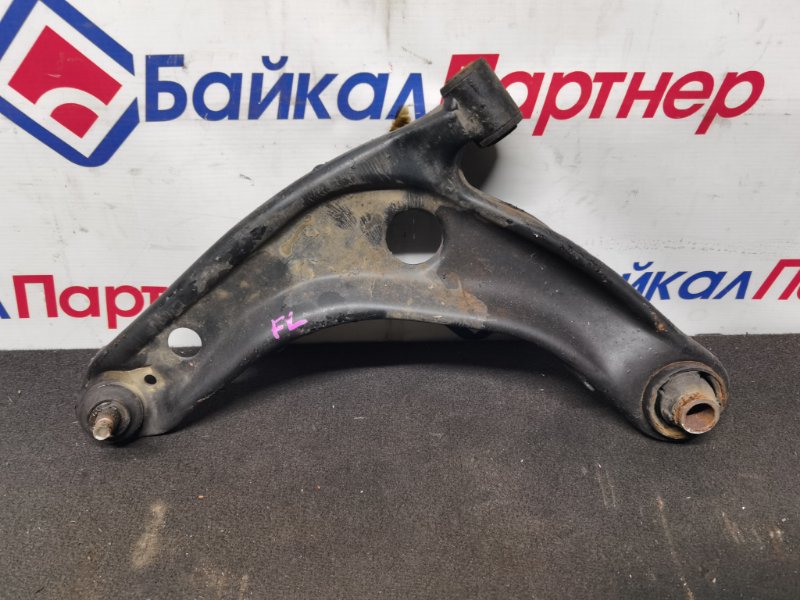 Рычаг SUBARU TREZIA NCP125 1NZ-FE 2012 передний левый (б/у)