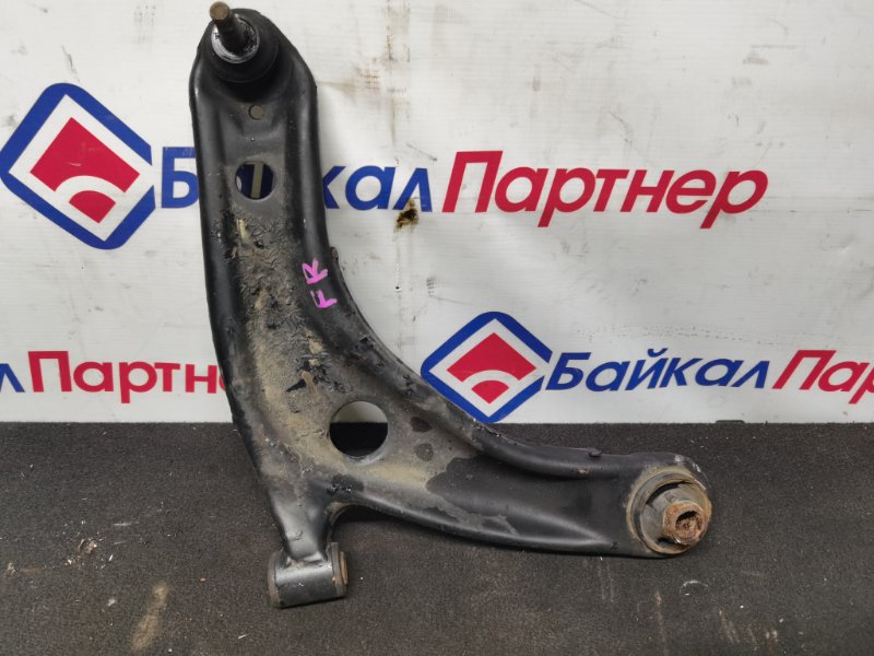 Рычаг SUBARU TREZIA NCP125 1NZ-FE 2012 передний правый (б/у)