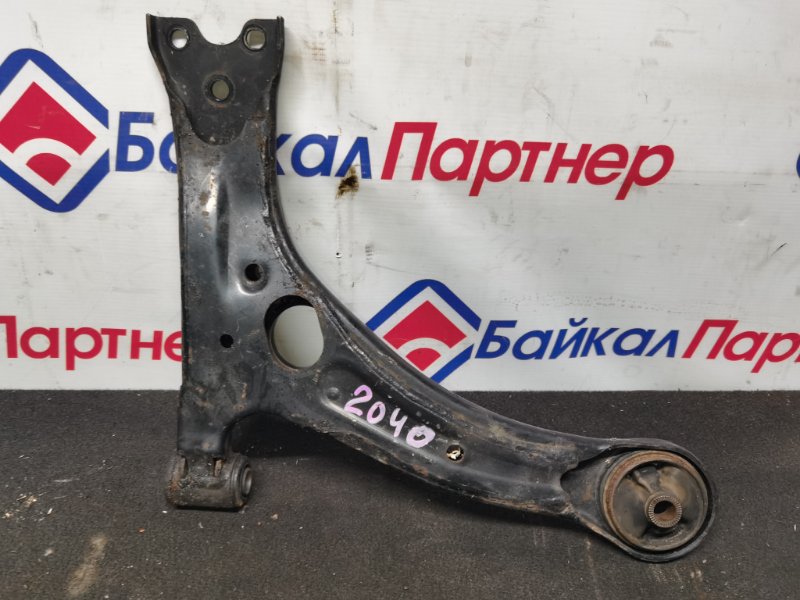 Рычаг подвески нижний TOYOTA WISH ZNE10 1ZZ-FE 2006 передний левый (б/у)