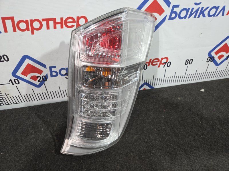 Стоп HONDA STEPWGN RK5 R20A задний правый 88-96 (б/у) Стоп HONDA STEPWGN RK5 R20A задний правый 88-96 (б/у)