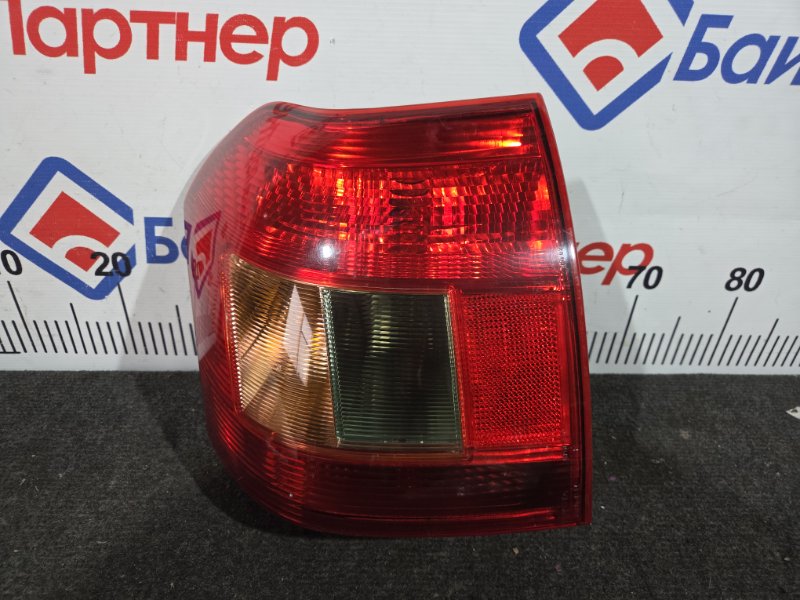 Стоп TOYOTA COROLLA RUNX NZE121 1NZ-FE 2002 задний левый 13-64 (б/у) Стоп TOYOTA COROLLA RUNX NZE121 1NZ-FE 2002 задний левый 13-64 (б/у)