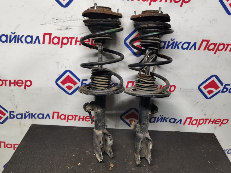 Стойка подвески TOYOTA PRIUS NHW20 1NZ-FXE 2005 передняя (б/у)