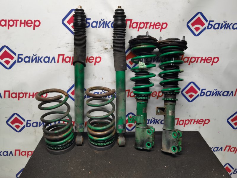 Стойка подвески TOYOTA VOXY ZRR75G (б/у)