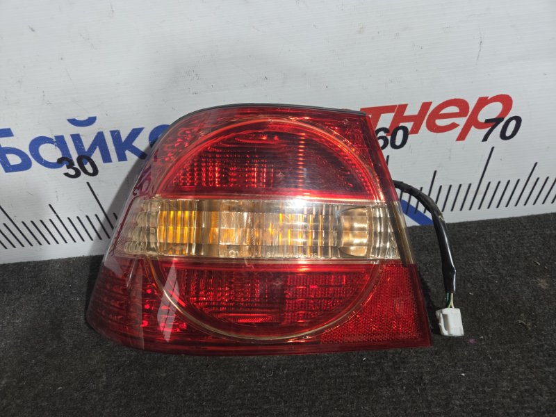 Стоп TOYOTA VISTA ZZV50G 1ZZ-FE 2000 задний левый 18-45 (б/у) Стоп TOYOTA VISTA ZZV50G 1ZZ-FE 2000 задний левый 18-45 (б/у)