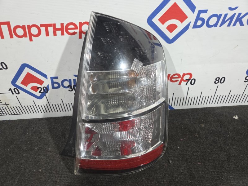 Стоп TOYOTA PRIUS NHW20 1NZ-FXE 2005 задний правый 47-13 (б/у) Стоп TOYOTA PRIUS NHW20 1NZ-FXE 2005 задний правый 47-13 (б/у)