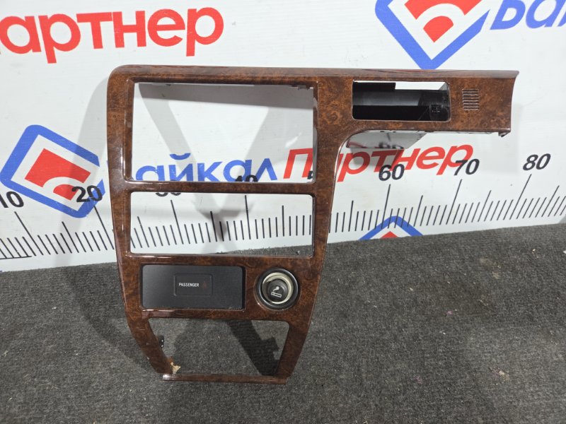 Рамка магнитофона TOYOTA CRESTA JZX105 1JZ-GE 1999 (б/у)