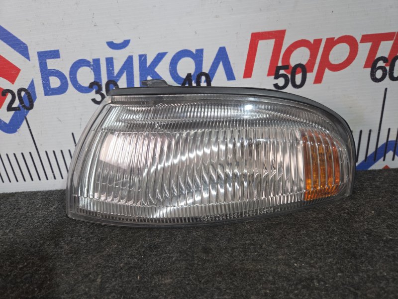 Габарит TOYOTA CARINA ST195 3S-FE 1995 передний левый 20-372 (б/у)