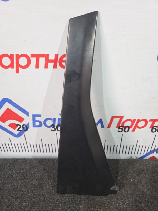 Накладка на дверь HONDA FIT GD1 L13A задняя правая (б/у)