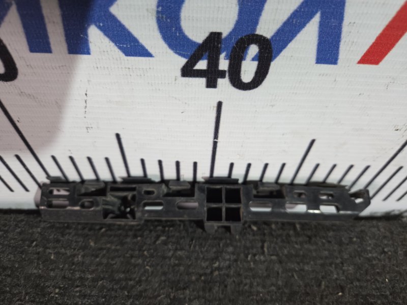 Кронштейн бампера HONDA N-WGN JH1 задний правый (б/у)