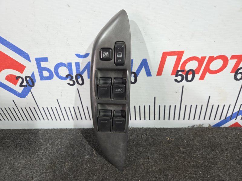 Блок управления стеклами TOYOTA VITZ NCP15 2NZ-FE 2004 (б/у) Блок управления стеклами TOYOTA VITZ NCP15 2NZ-FE 2004 (б/у)