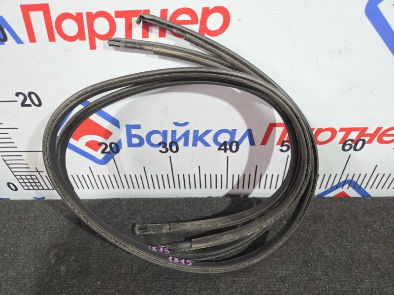 Молдинг крыши TOYOTA COROLLA RUNX NZE121 1NZ-FE 2002 (б/у)