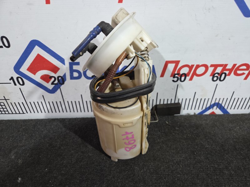 Топливный насос AUDI TT 8N3 AUQ 2003 (б/у)