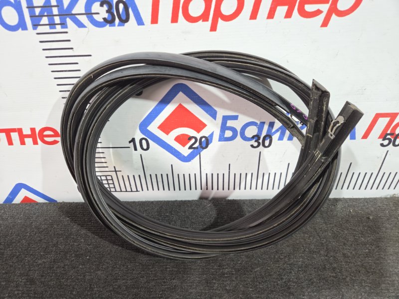 Молдинг крыши HONDA FREED GB4 L15A 2010 (б/у)