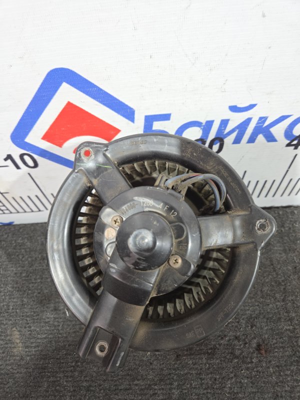 Мотор печки TOYOTA VITZ NCP15 2NZ-FE 2004 (б/у)