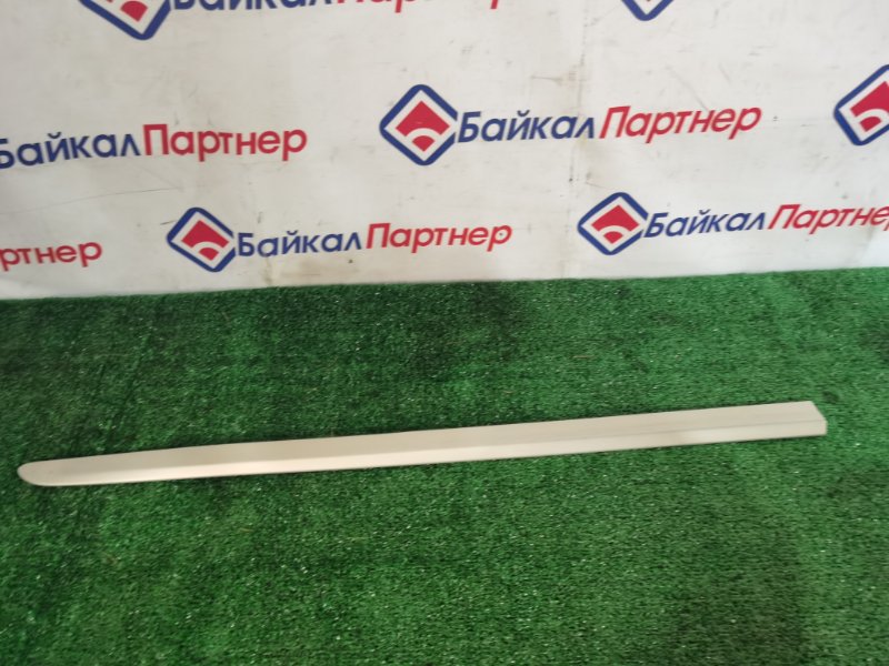 Молдинг на дверь SUBARU OUTBACK BP9 EJ25 2004 передний правый (б/у)