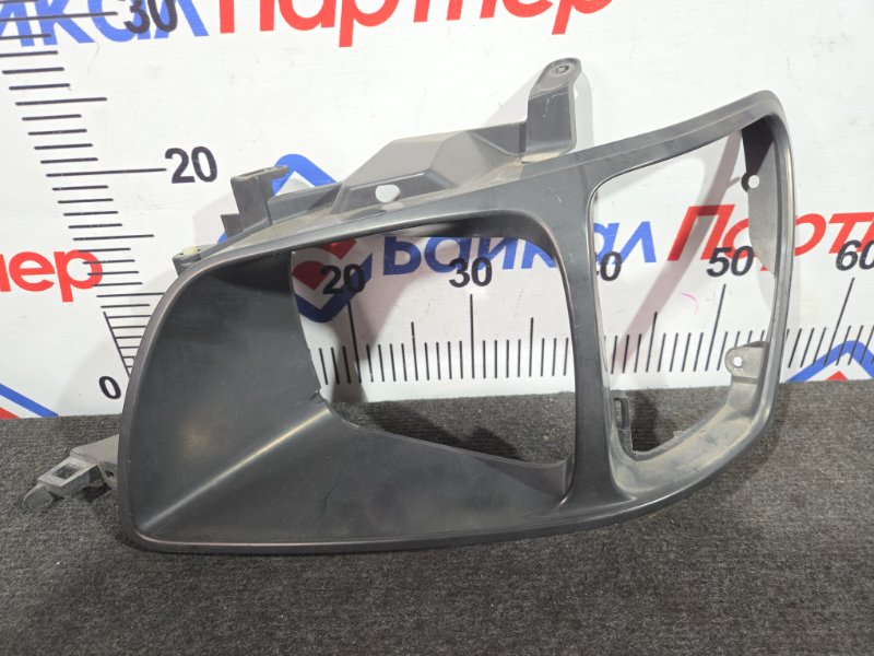 Рамка фары TOYOTA TOWN ACE NOAH CR52G 3C 1999 передняя левая 28-112 (б/у)