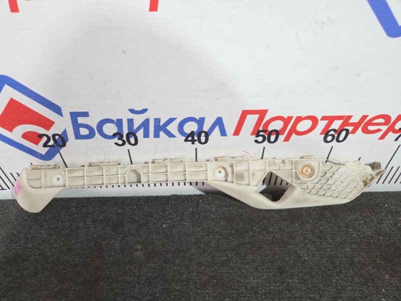 Крепление Бампера TOYOTA WISH ZGE25G 2009 заднее правое (б/у)