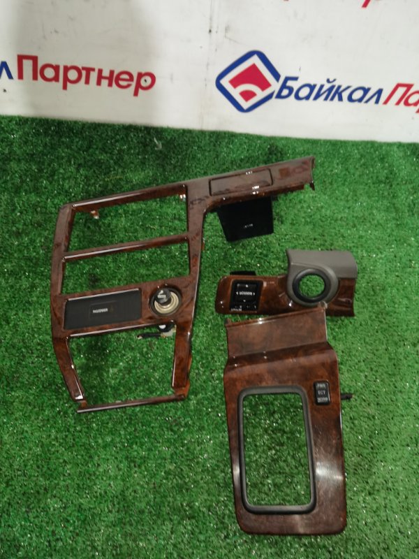 Рамка магнитофона TOYOTA CHASER GX105 1G-FE 1999 (б/у)