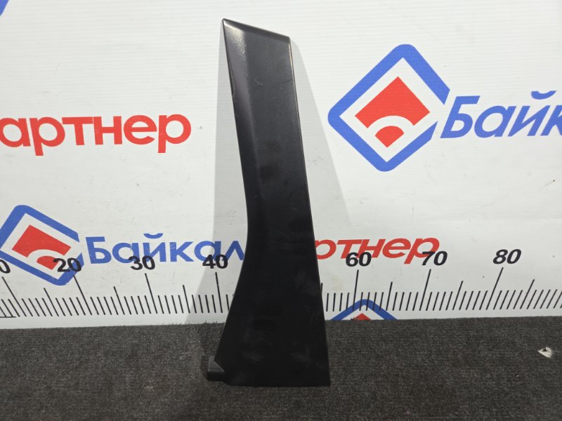 Накладка на дверь HONDA FIT GE6 L13A задняя левая (б/у)