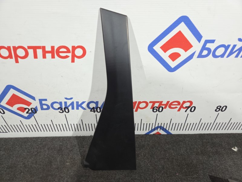 Накладка на дверь HONDA FIT GD1 L13A задняя левая (б/у)