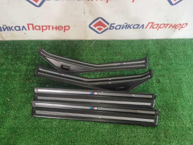 Накладка на порог BMW 3-SERIES E46 M54B22 2004 (б/у)
