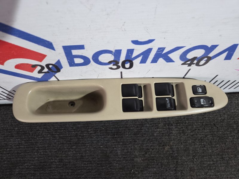 Блок управления стеклами TOYOTA VISTA ZZV50G 1ZZ-FE 2000 передний правый (б/у)