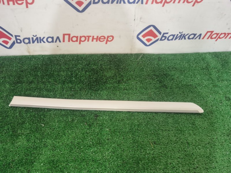 Молдинг на дверь TOYOTA MARK II GX100 1G-FE 1997 задний правый (б/у)
