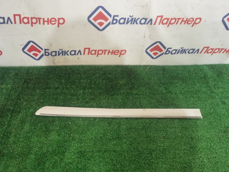 Молдинг на дверь TOYOTA MARK II GX100 1G-FE 1997 задний левый (б/у)
