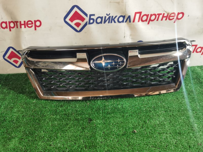 Решетка радиатора SUBARU LEGACY BRM 2013 передняя (б/у)