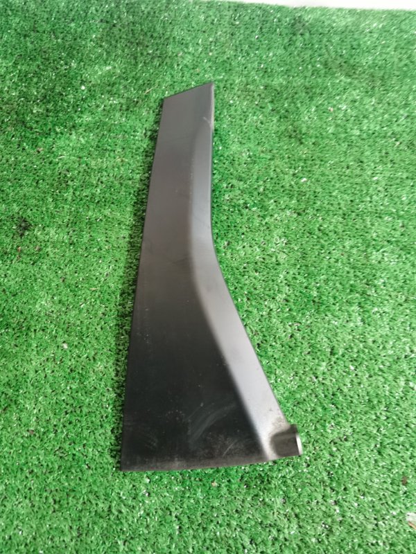 Накладка на дверь HONDA FIT SHUTTLE GP2 LDA 2015 задняя правая (б/у)