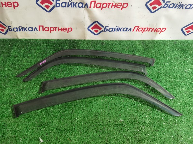 Ветровики комплект SUZUKI SX4 YB11S M15A (б/у)